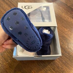 NWT Ugg baby booties